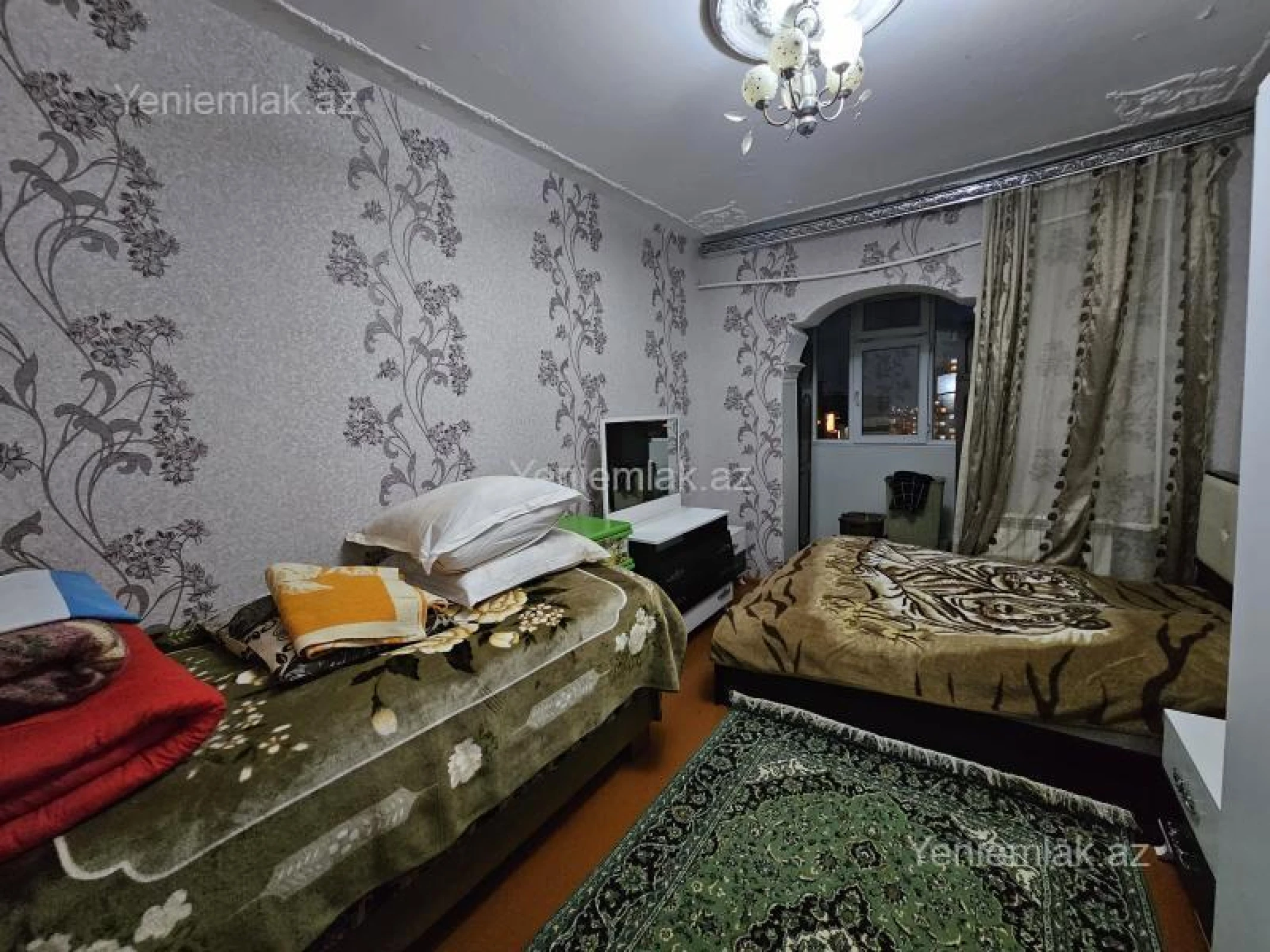 Satılır 2 otaqlı köhnə tikili 55 m²