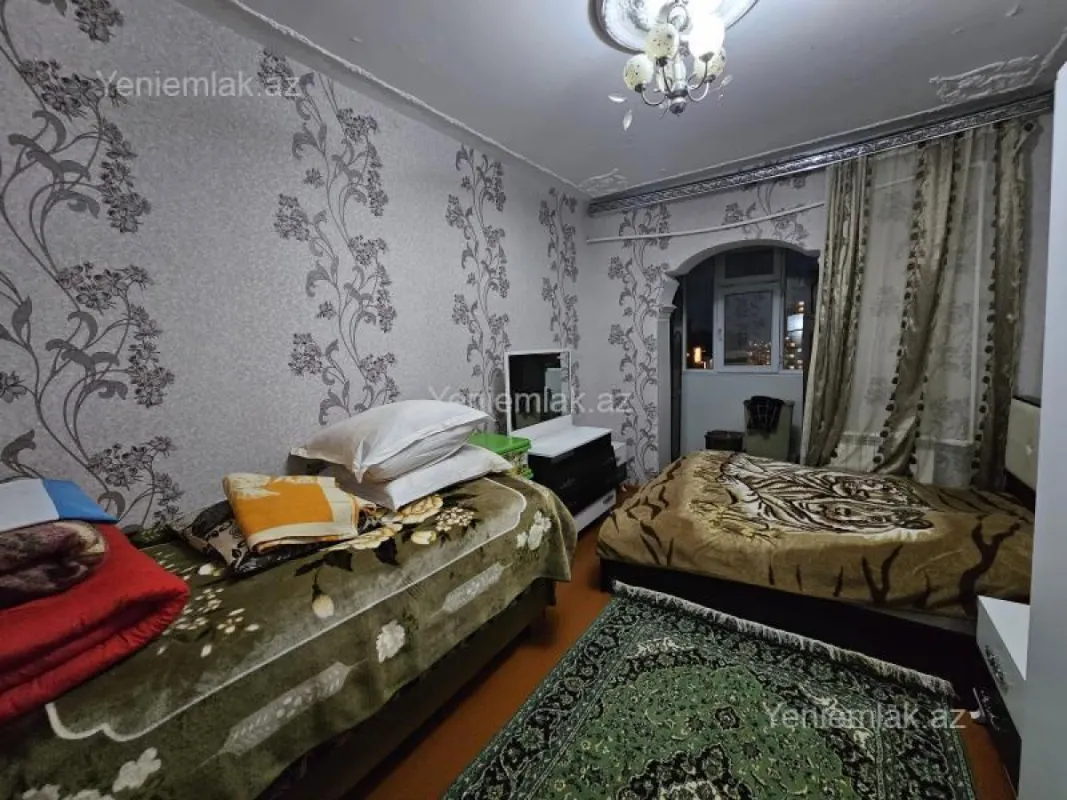 Satılır 2 otaqlı köhnə tikili 55 m²