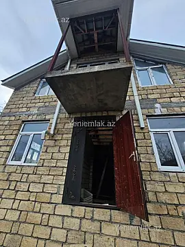 Satılır 5 otaqlı həyət evi 140 m²