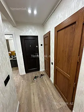 Satılır 2 otaqlı köhnə tikili 60 m²