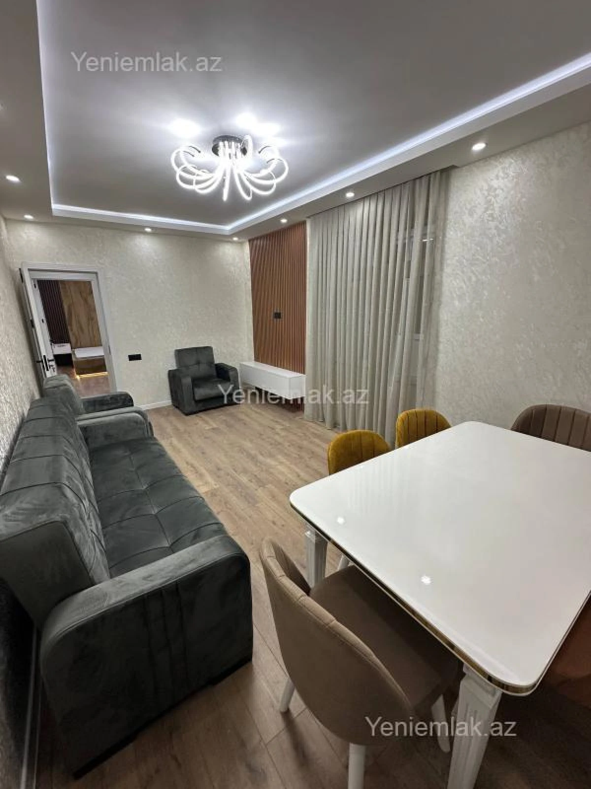 Satılır 2 otaqlı köhnə tikili 60 m²