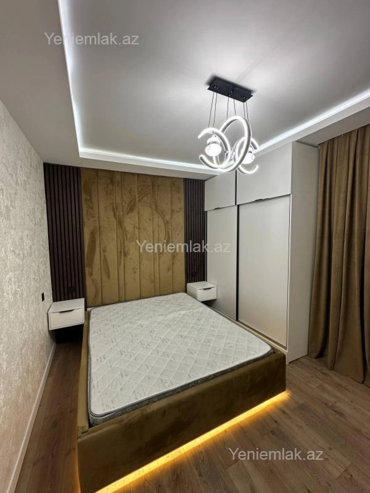 Satılır 2 otaqlı köhnə tikili 60 m²