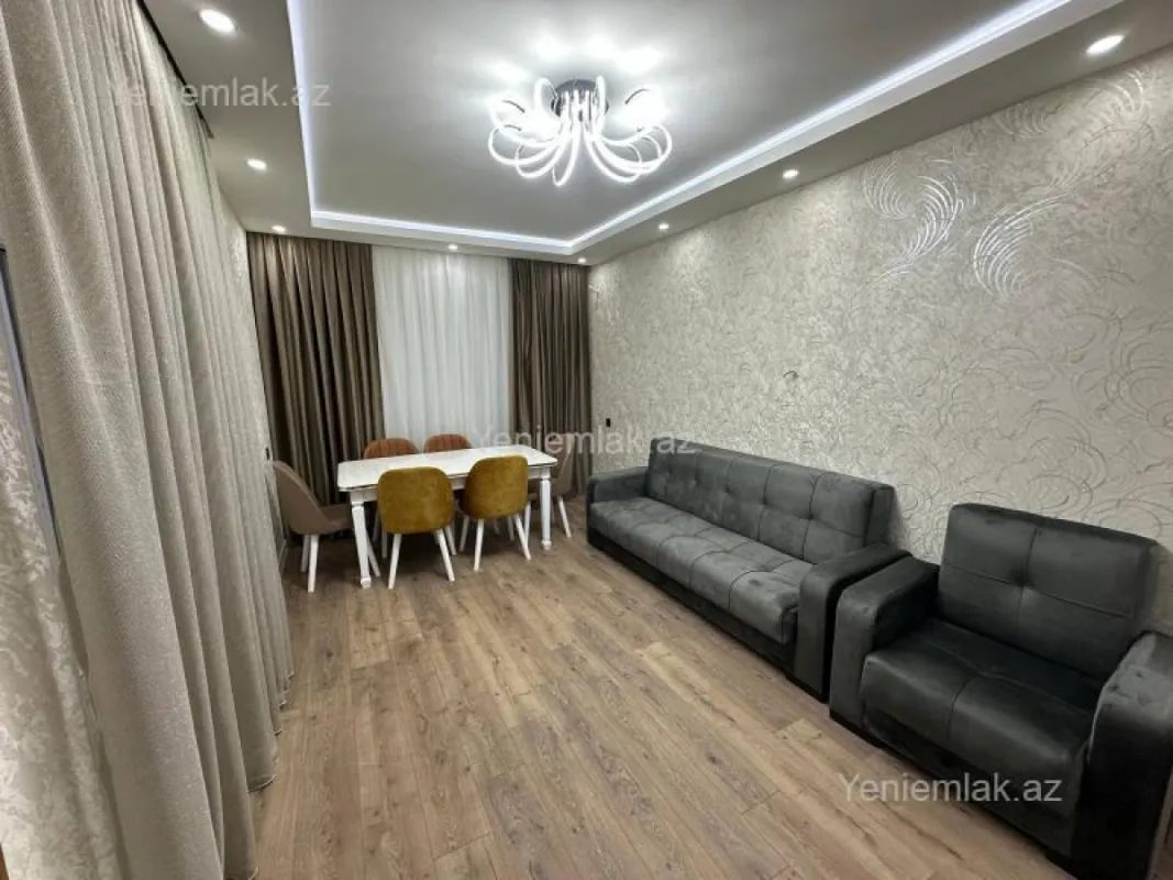 Satılır 2 otaqlı köhnə tikili 60 m²