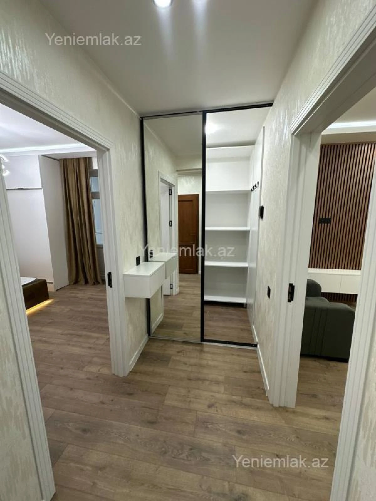 Satılır 2 otaqlı köhnə tikili 60 m²