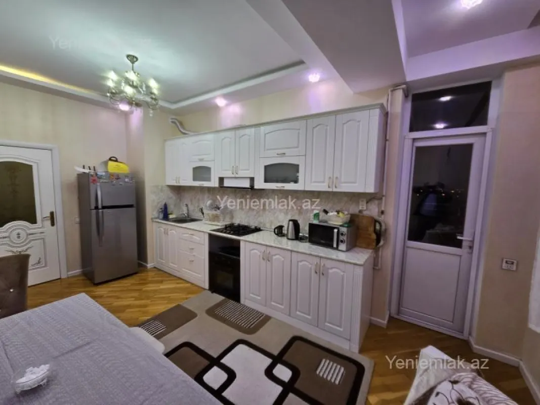 Satılır 2 otaqlı yeni tikili 90 m²