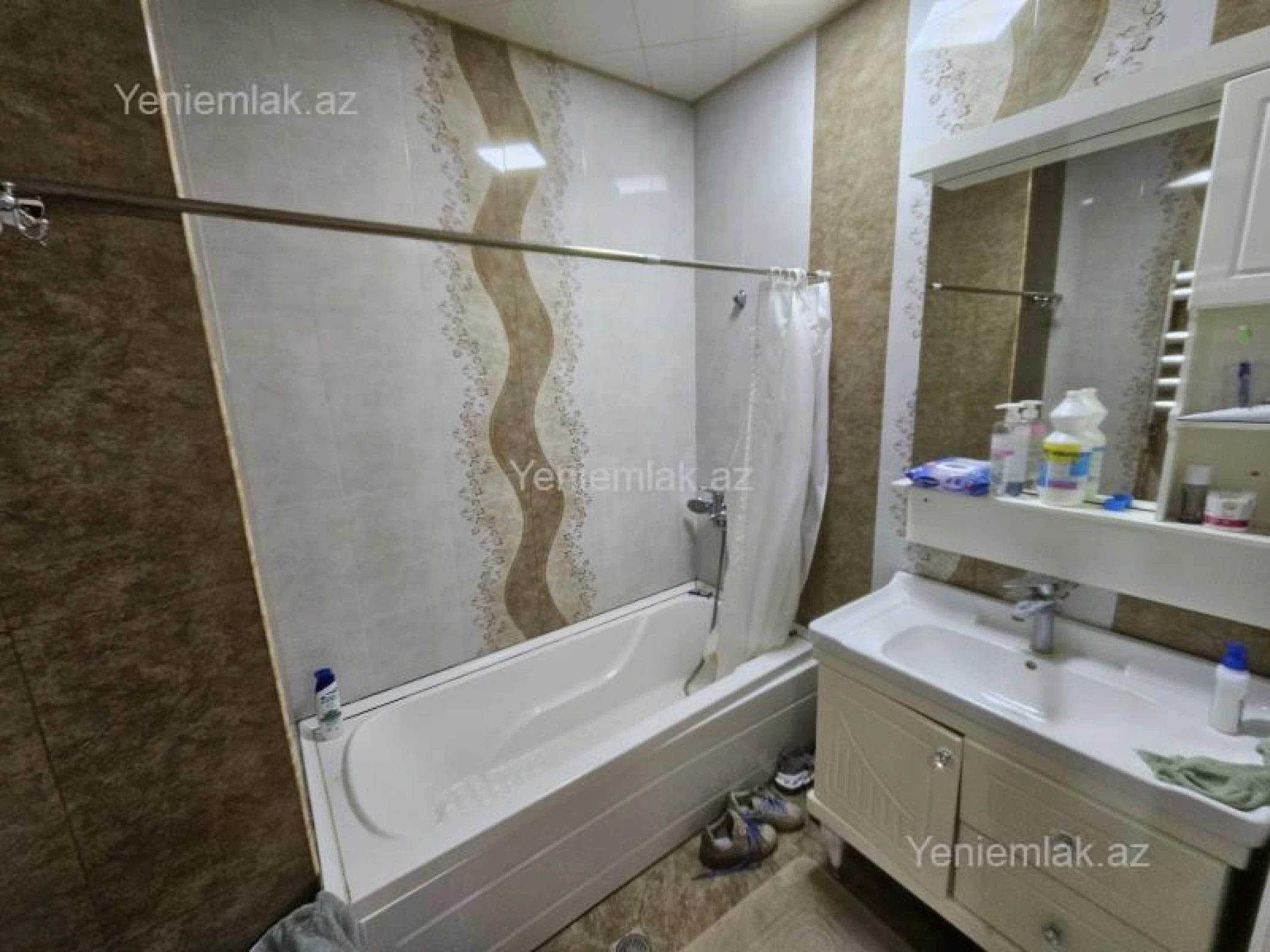 Satılır 2 otaqlı yeni tikili 90 m²