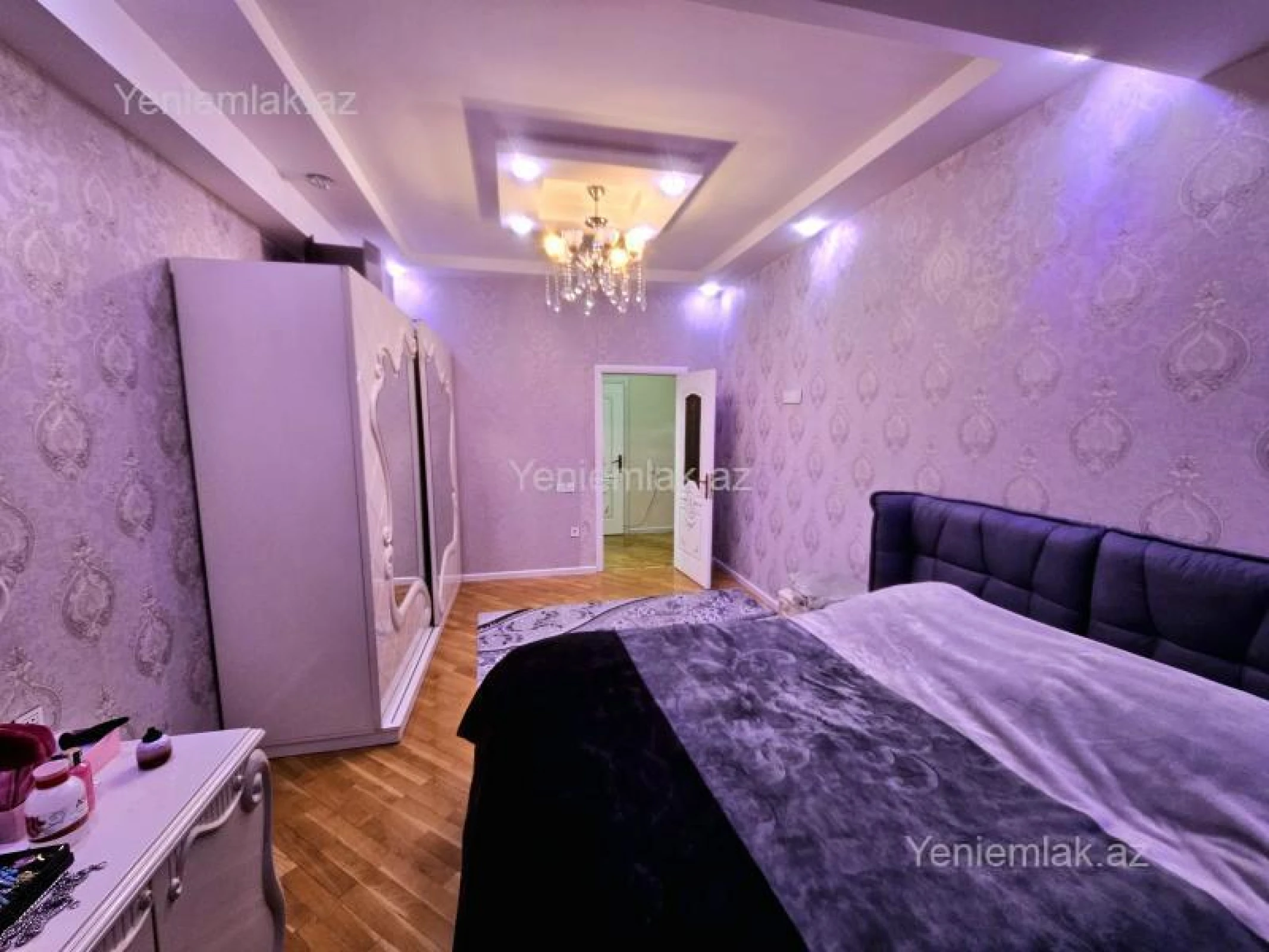 Satılır 2 otaqlı yeni tikili 90 m²