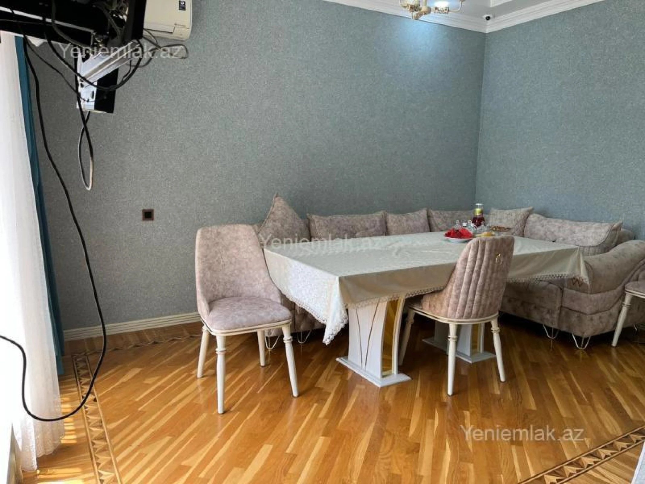 Satılır 6 otaqlı həyət evi 200 m²