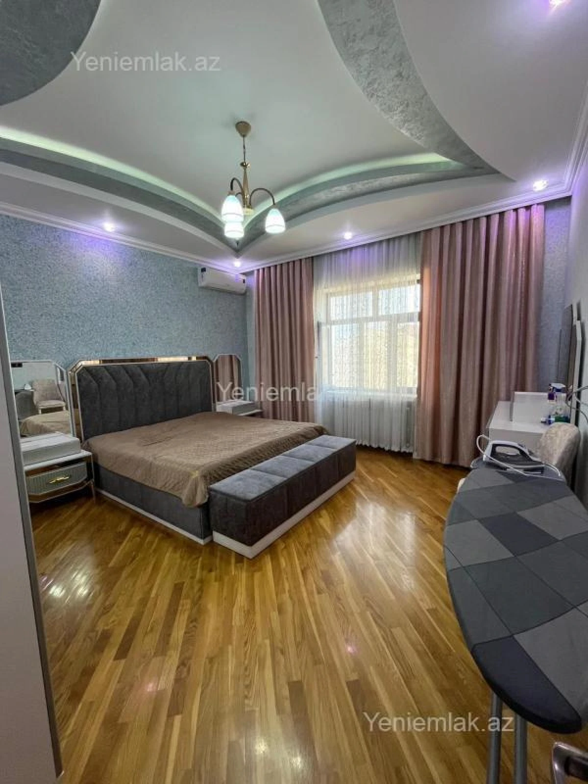 Satılır 6 otaqlı həyət evi 200 m²