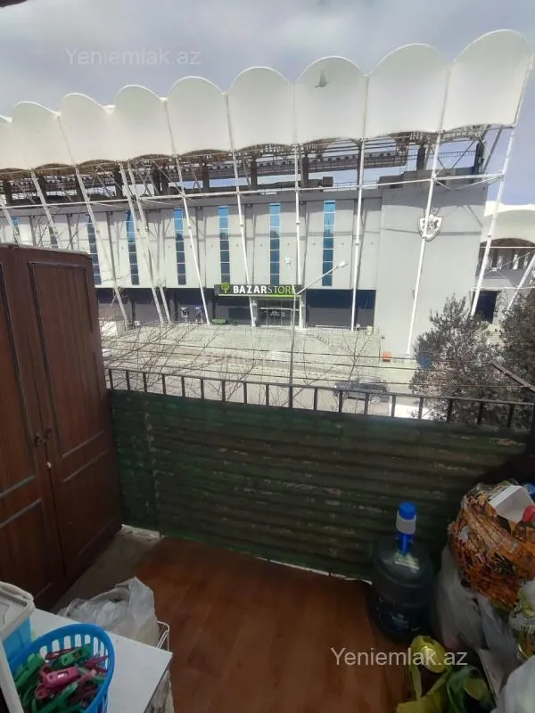 Satılır 2 otaqlı köhnə tikili 52 m²