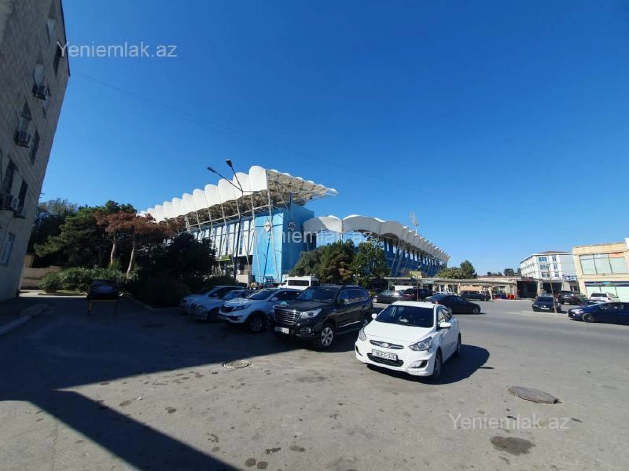 Satılır 2 otaqlı köhnə tikili 52 m²