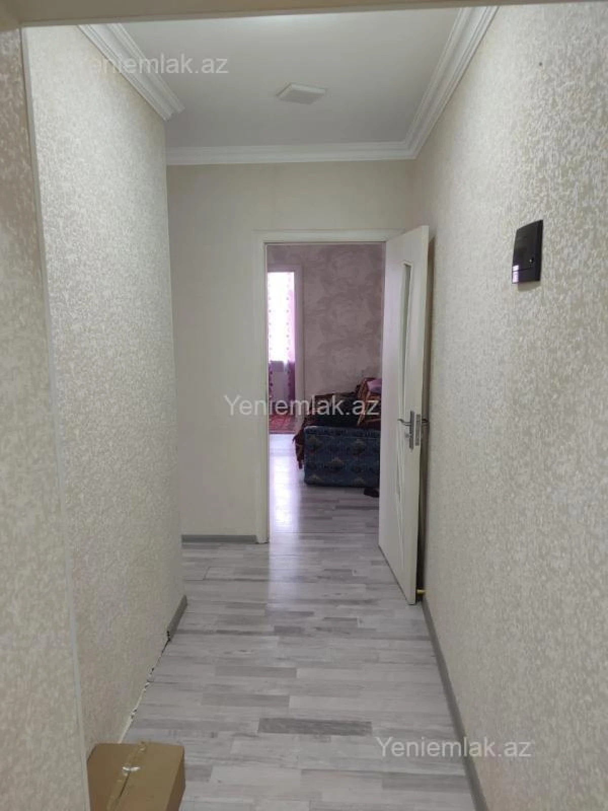 Satılır 2 otaqlı köhnə tikili 52 m²