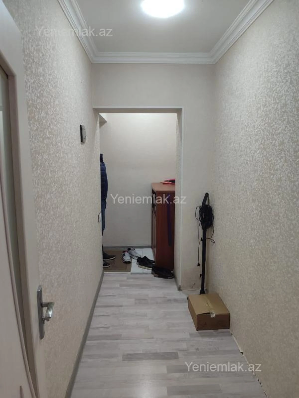 Satılır 2 otaqlı köhnə tikili 52 m²
