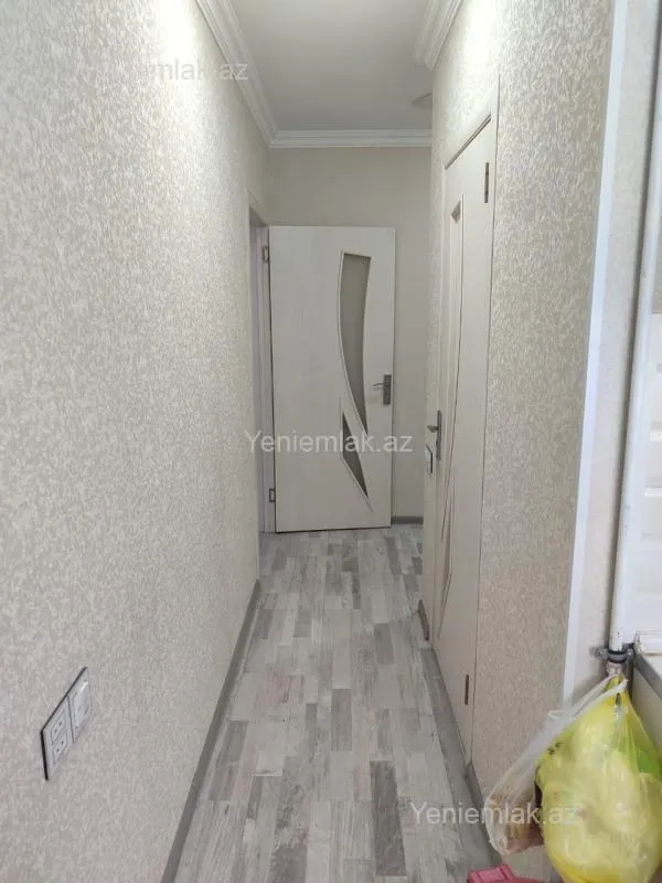 Satılır 2 otaqlı köhnə tikili 52 m²