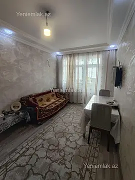 Satılır 2 otaqlı köhnə tikili 52 m²