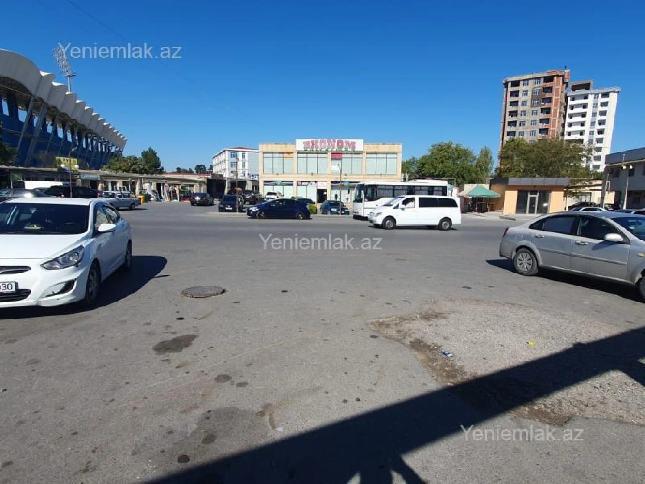 Satılır 2 otaqlı köhnə tikili 52 m²