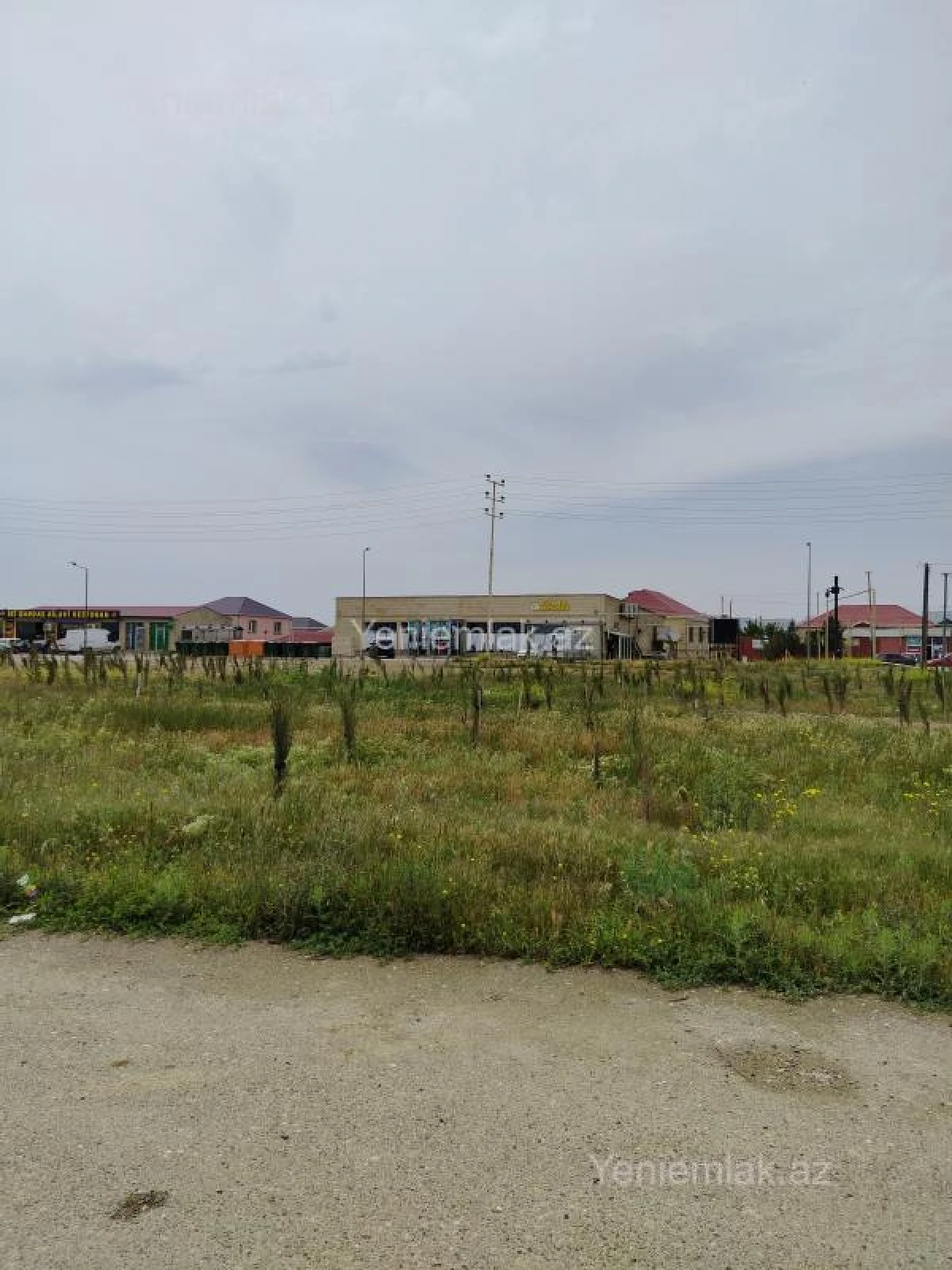 Satılır 4 otaqlı həyət evi 100 m²