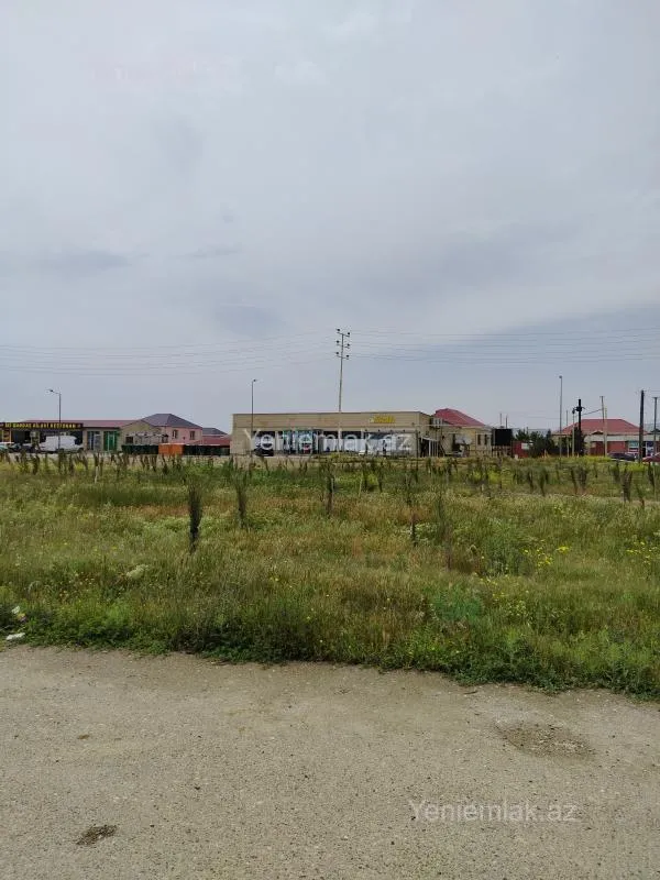 Satılır 4 otaqlı həyət evi 100 m²