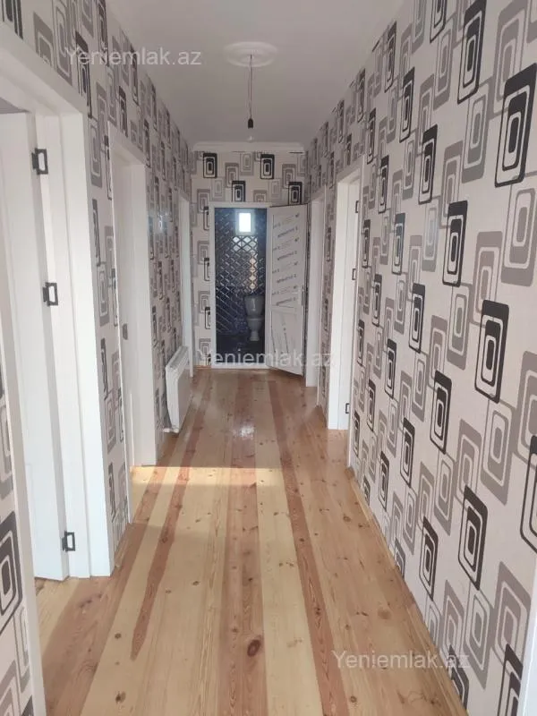 Satılır 4 otaqlı həyət evi 100 m²