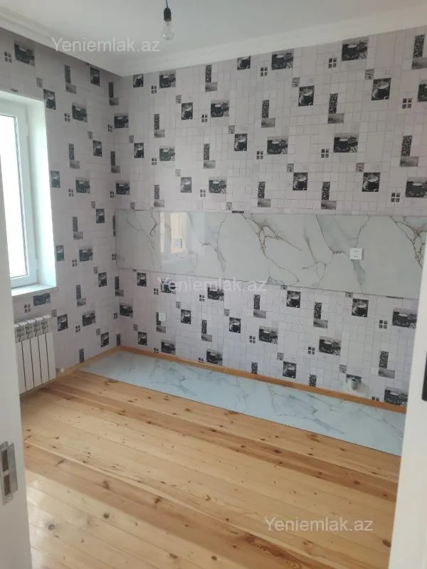 Satılır 4 otaqlı həyət evi 100 m²