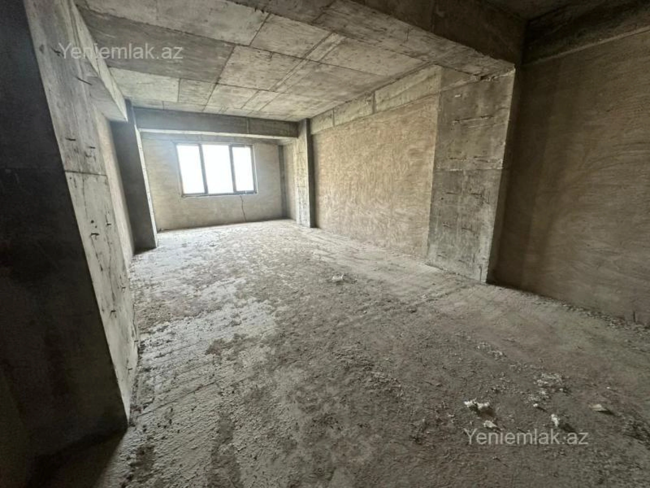 Satılır 3 otaqlı yeni tikili 153 m²