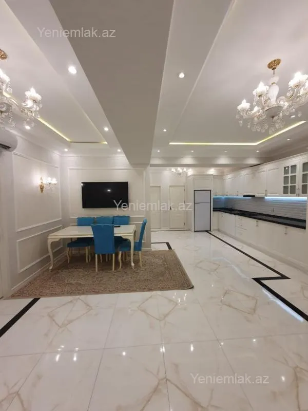 Satılır 4 otaqlı yeni tikili 136 m²