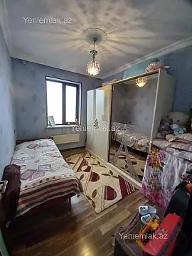 Satılır 5 otaqlı həyət evi 230 m²