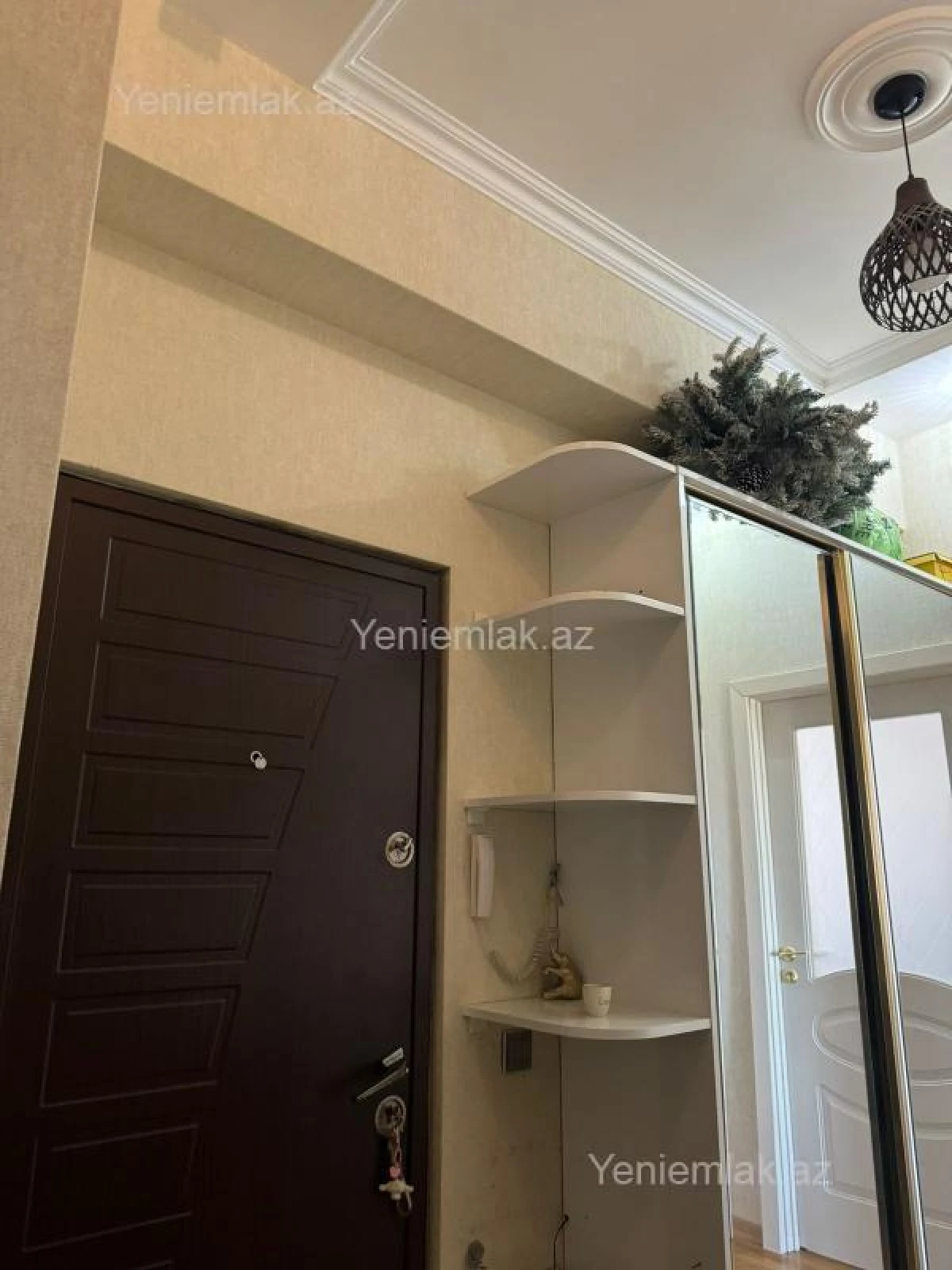 Satılır 2 otaqlı yeni tikili 74 m²