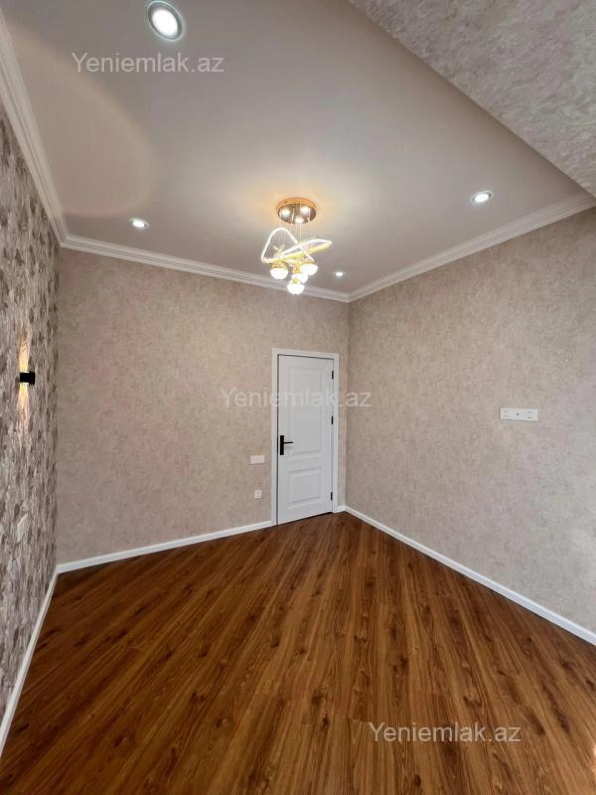 Satılır 3 otaqlı yeni tikili 80 m²