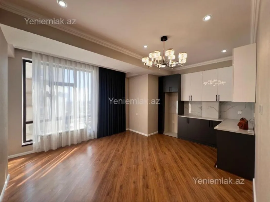 Satılır 3 otaqlı yeni tikili 80 m²