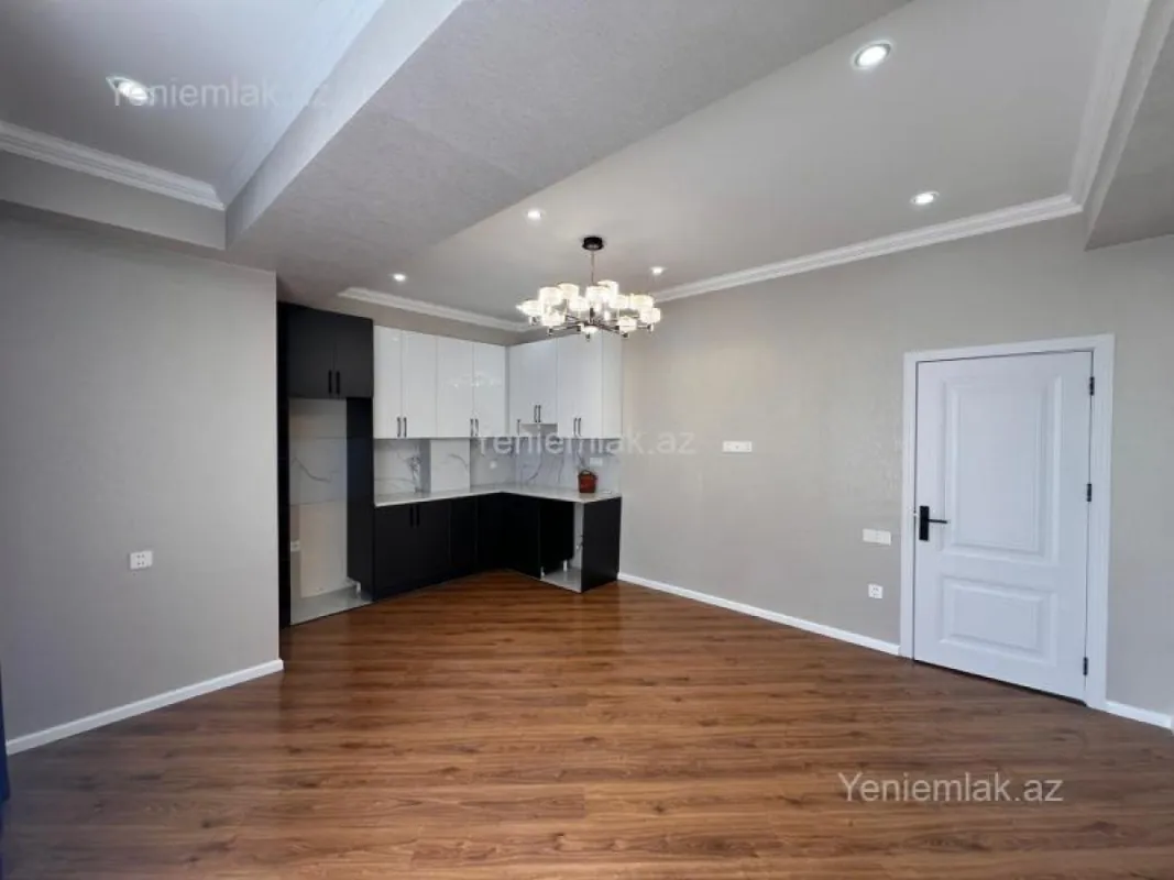 Satılır 3 otaqlı yeni tikili 80 m²