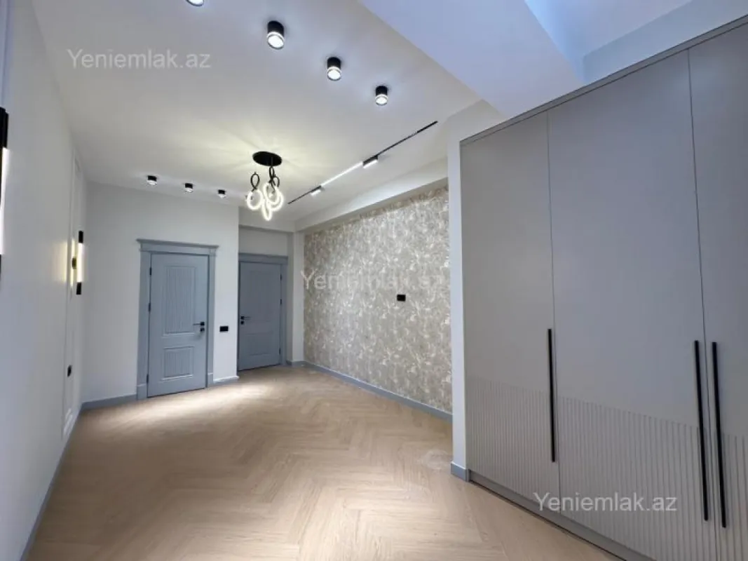 Satılır 3 otaqlı yeni tikili 85 m²