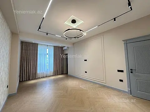 Satılır 3 otaqlı yeni tikili 85 m²