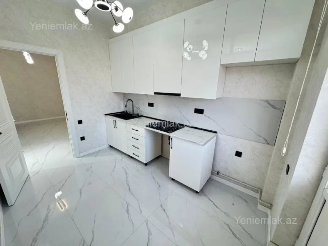 Satılır 3 otaqlı yeni tikili 95 m²