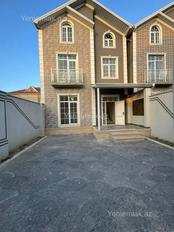 Satılır 5 otaqlı həyət evi 230 m²