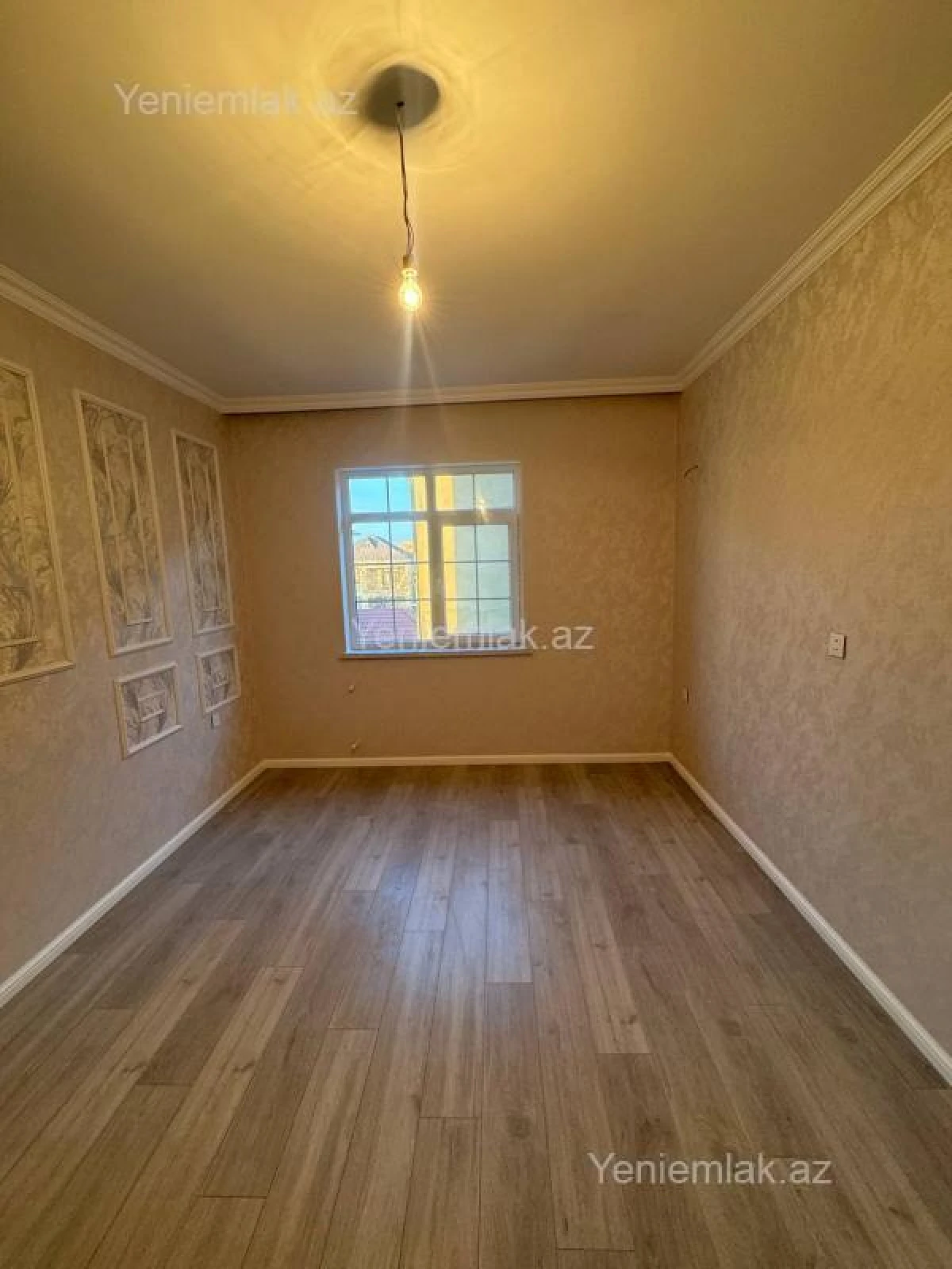 Satılır 5 otaqlı həyət evi 230 m²