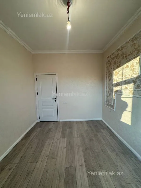 Satılır 5 otaqlı həyət evi 230 m²