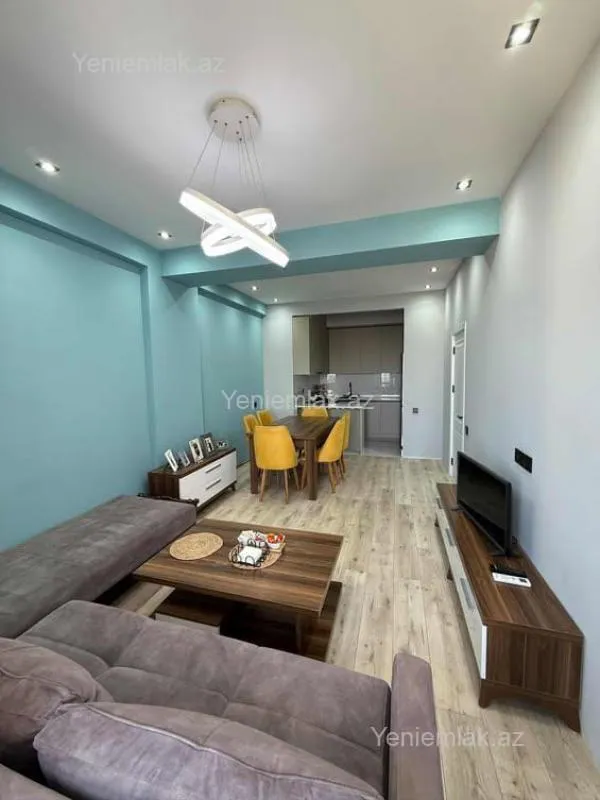 Satılır 3 otaqlı yeni tikili 80 m²