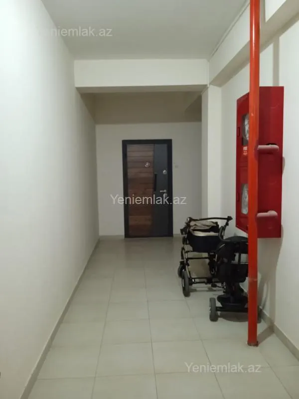 Satılır 3 otaqlı yeni tikili 80 m²