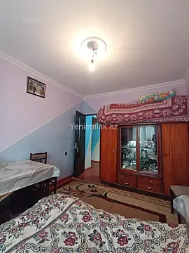 Satılır 3 otaqlı köhnə tikili 75 m²