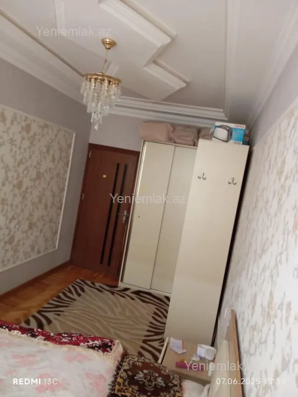Satılır 2 otaqlı köhnə tikili 52 m²