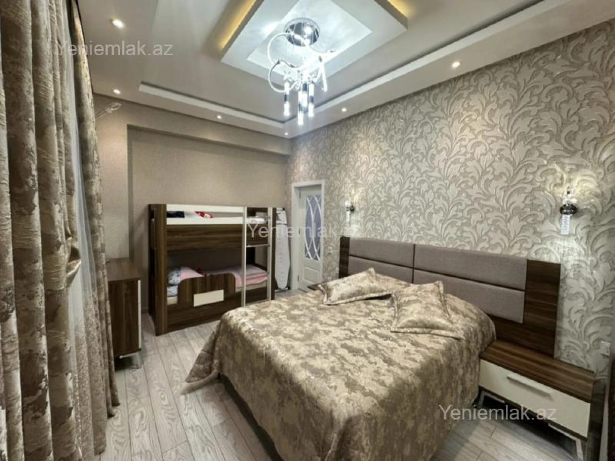 Satılır 2 otaqlı yeni tikili 70 m²
