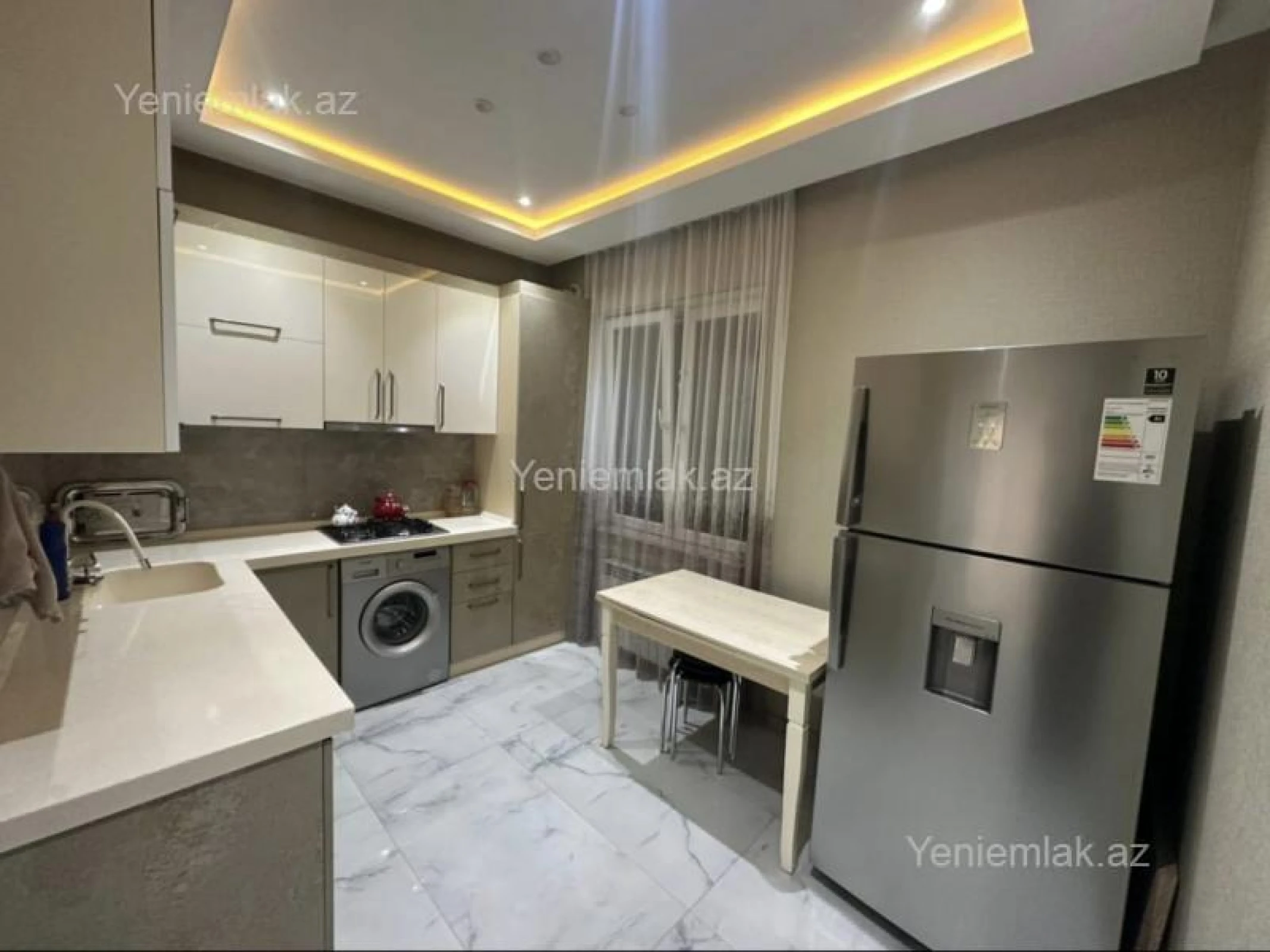 Satılır 2 otaqlı yeni tikili 70 m²