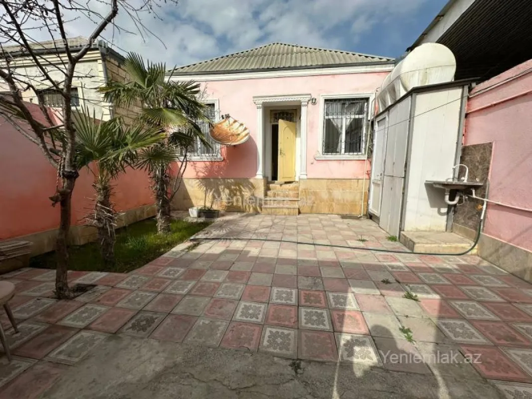 Satılır 2 otaqlı həyət evi 80 m²