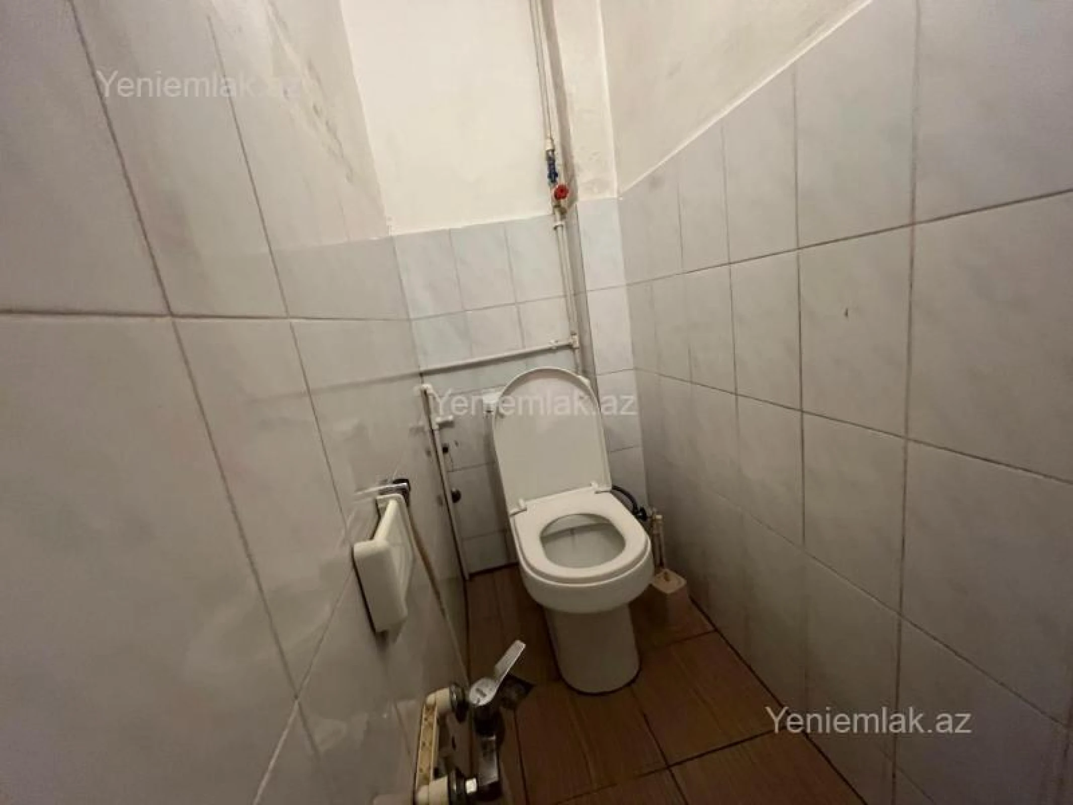 Satılır 3 otaqlı köhnə tikili 65 m²