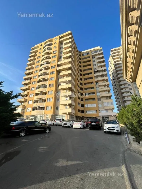 Satılır 2 otaqlı yeni tikili 110 m²