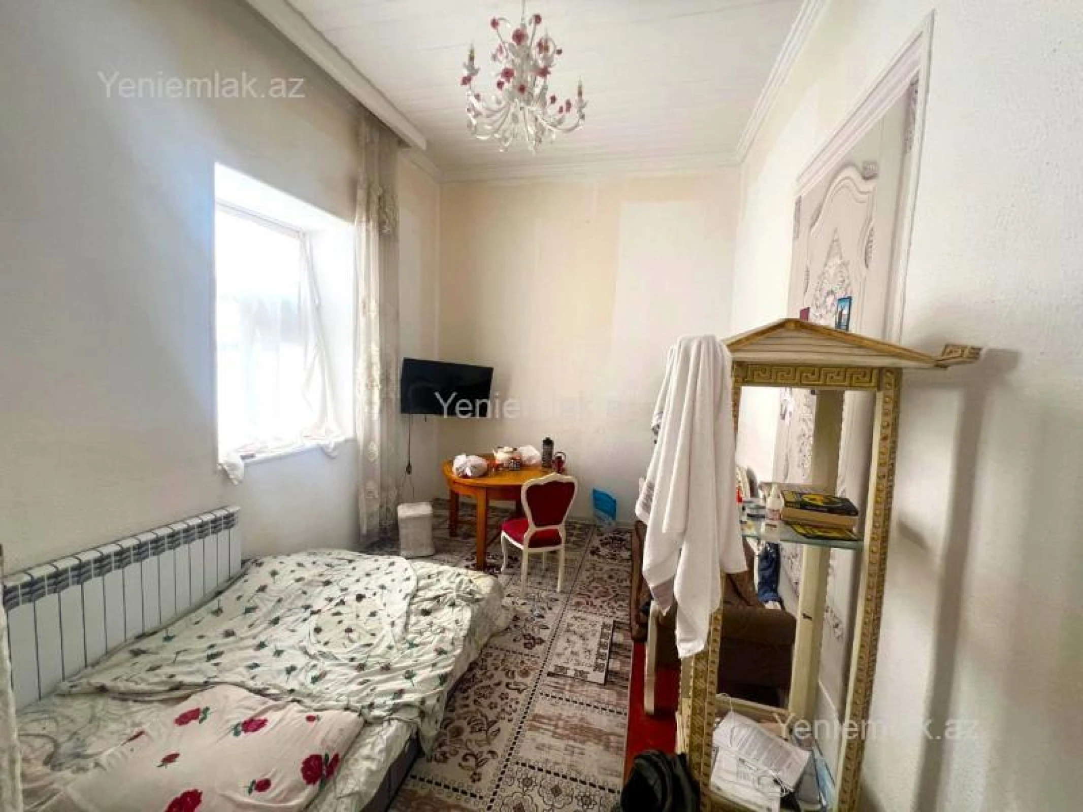 Satılır 2 otaqlı köhnə tikili 45 m²