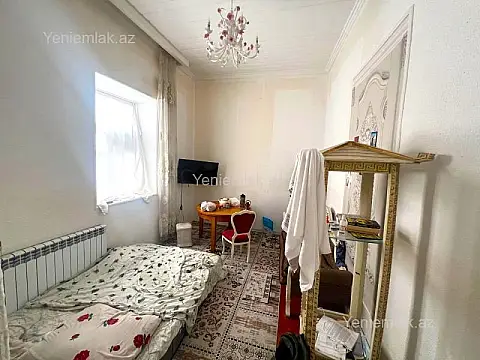 Satılır 2 otaqlı köhnə tikili 45 m²