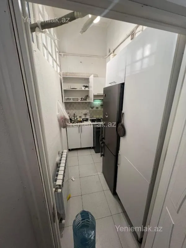 Satılır 2 otaqlı köhnə tikili 45 m²