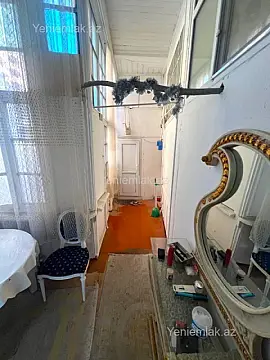 Satılır 2 otaqlı köhnə tikili 45 m²